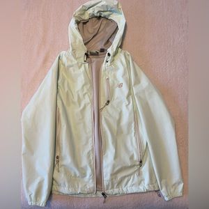 Women’s New Balance Light Zip Up (M)